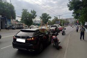 В Кировском районе мотоциклист сбил пенсионерку 