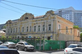 Суд обязал ООО «Лепта» провести работы по сохранению ветшающего памятника в центре Саратова, который застройщик хотел превратить в элитный дом