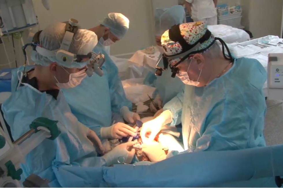 В Саратове прооперировали 85-летнюю женщину с опухолью предсердия