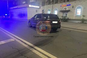 Ночное ДТП в Заводском районе: Mercedes сбил молодого человека