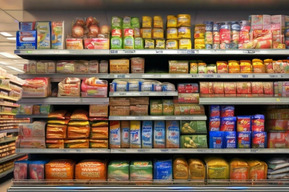 В Госдуму внесен закон об обязательных полках с бесплатными продуктами в магазинах (но есть нюанс)