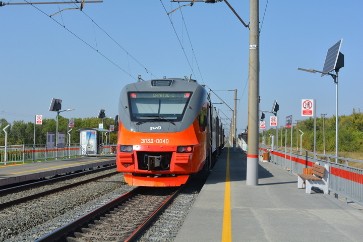 В Саратовской области массово задерживаются электрички