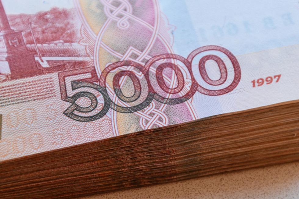 Семь миллионов за сутки: жители региона продолжают отдавать деньги мошенникам