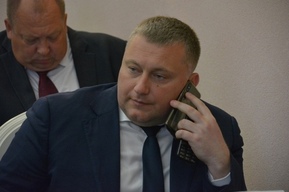 Экс-главу Балаковского района, проработавшего в новой должности один день, исключили из «Единой России» «за действия, дискредитирующие партию»