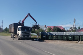 Саратовский регоператор вывез с улиц городов более 182 тысяч кубометров растительных отходов