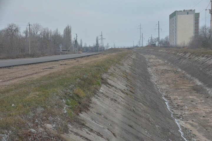 В Энгельсе реконструируют магистральный канал протяженностью более 37 километров