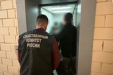 Задержан подозреваемый в нападении на 14-летнюю девочку в подъезде одного из домов в посёлке Солнечный-2