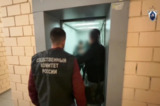 Мужчину, который трогал в лифте девочку, а потом сбежал, заключили под стражу
