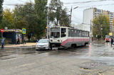 Из-за столкновения «тройки» и иномарки в центре города встали все трамваи