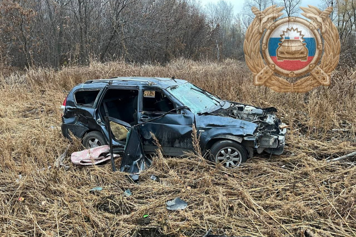 «Приора» вылетела в кювет и перевернулась рядом с базой отдыха