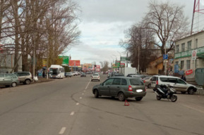 В Балашове пассажирка мотороллера оказалась в больнице в результате ДТП