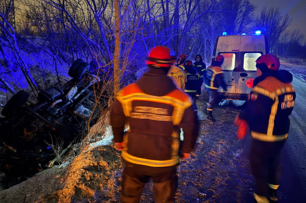 В Заводском районе перевернулся «КамАЗ»: пострадал водитель