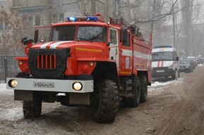 В Балаково в канун рождества сгорели два расселённых дома