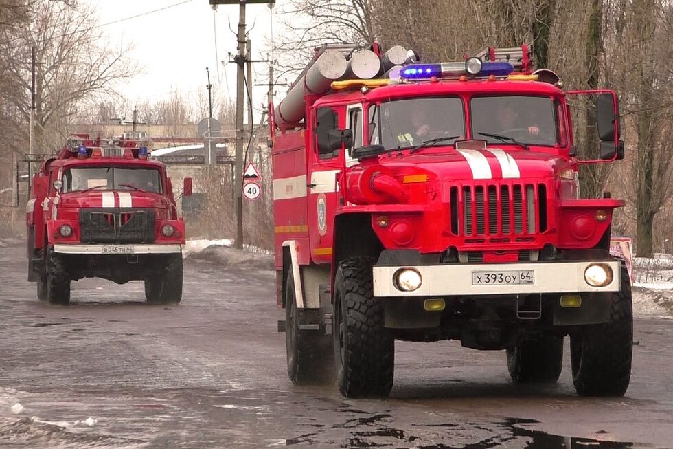 В Саратове 15 человек вывели из задымленной пятиэтажки