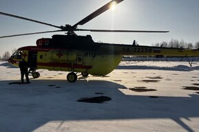 Для спасения новорожденного и подростка с политравмой медикам понадобился вертолет