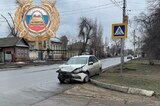 В столкновении двух «Лад» в Балаково пострадала молодая женщина