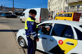 Проверка саратовских такси: почти четверть водителей работали без разрешения