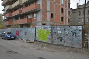На ограждение десяти саратовских долгостроев, готовящихся к продаже, федеральный фонд готов потратить 13 миллионов