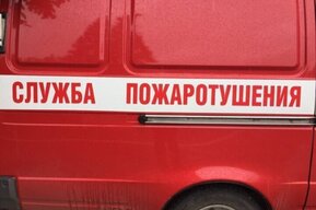 Пожарным пришлось спасать жителей горящего четырёхэтажного дома в Красном Куте