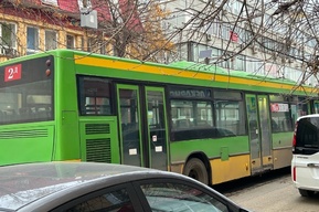 В Саратове отменили 10-рублёвые автобусы, работавшие во время реконструкции «скоростного трамвая»