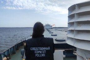 Ущерб на 10 миллионов рублей. Помощника капитана теплохода будут судить за столкновение с баржами