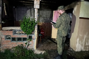 Энгельсские дачники заметили возгорание в соседской бане, позже там сделали страшную находку