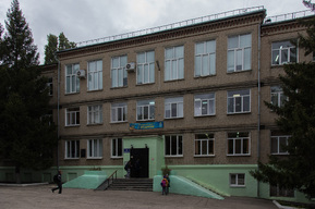 В Саратове ищут директоров для трех школ на оклады от 75 до 98 тысяч