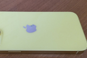 Старшеклассница попалась с iPhone 12-летнего подростка и стала фигуранткой уголовного дела
