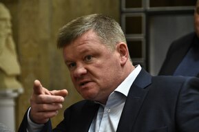 Михаил Исаев теряет позиции, но все еще остается в топ-10 популярных мэров Поволжья