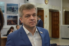 Обвиняемому в коррупции экс-министру промышленности и энергетики региона продлили меру пресечения