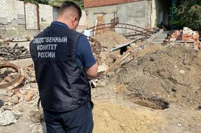 В центре Саратова на мужчину рухнула стена: он скончался на месте