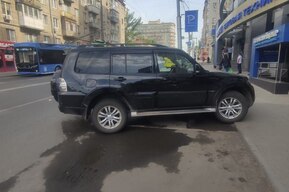 В центре Саратова водитель Mitsubishi сбил женщину