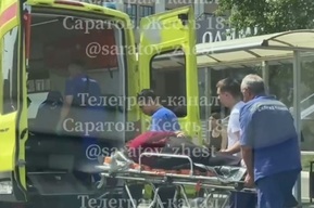 «Скорая помощь» приехала за женщиной к гостинице «Олимпия»