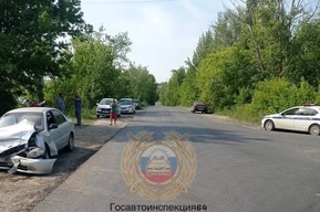 При столкновении иномарок в Гагаринском районе пострадали два человека
