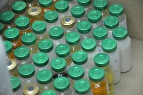 В аптеках Саратова снизилось количество препарата, предотвращающего резус-конфликт у матери и плода: комментарий министра