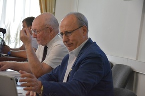 Эксперт о «водопадах» на лестницах Набережной Космонавтов: «Там будет смывать все время»