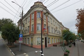 В Энгельсе бывшее здание техникума решили вернуть в список выявленных памятников, откуда его исключили через суд три года назад