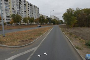 В Ленинском районе решили построить новый тротуар рядом со школой