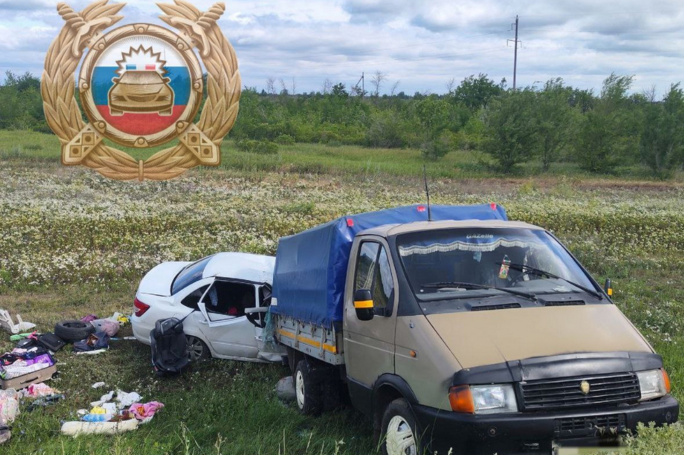 Трехлетняя девочка погибла в автокатастрофе на подъезде к Энгельсу: полиция разыскивает очевидцев