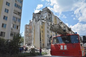Взрыв в 10-этажном доме в Саратове: публикуем фото и видео с места трагедии, где погибли три человека