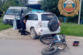 В ДТП пострадали два подростка на мотоциклах
