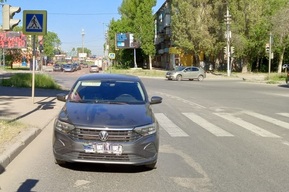 Volkswagen сбил пенсионерку: полиция ищет свидетелей