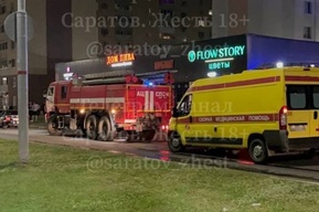 На проспекте Героев ночью загорелось кафе