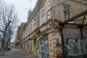 Эксперты рекомендовали признать дома в центре Саратова выявленным памятниками: один из них аварийный и уже горел