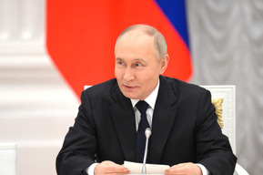 Президент РФ наградил двух жительниц Саратовской области (одна уже получила медаль несколько лет назад)