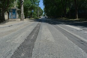 Осенне-зимнее содержание 77 километров магистральных дорог Саратова оценили в 175 миллионов рублей