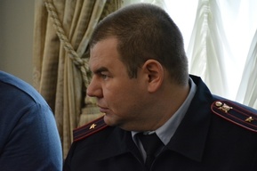 «Будет необходимость, я вас всех расстреляю»: подполковник полиции пригрозил саратовцам, попытавшимся препятствовать вырубке деревьев в сквере «Территория детства»