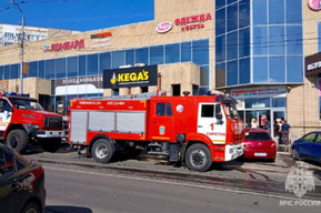 В бильярдной в торговом центре Саратова произошёл пожар: эвакуированы люди