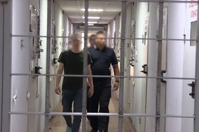 Москвич попытался забрать у жительницы Энгельса 1,2 миллиона (ранее она уже потеряла крупную сумму)