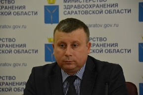 В Саратове суд арестовал бывшего первого замминистра. На новой работе уверены, что он «в отпуске»